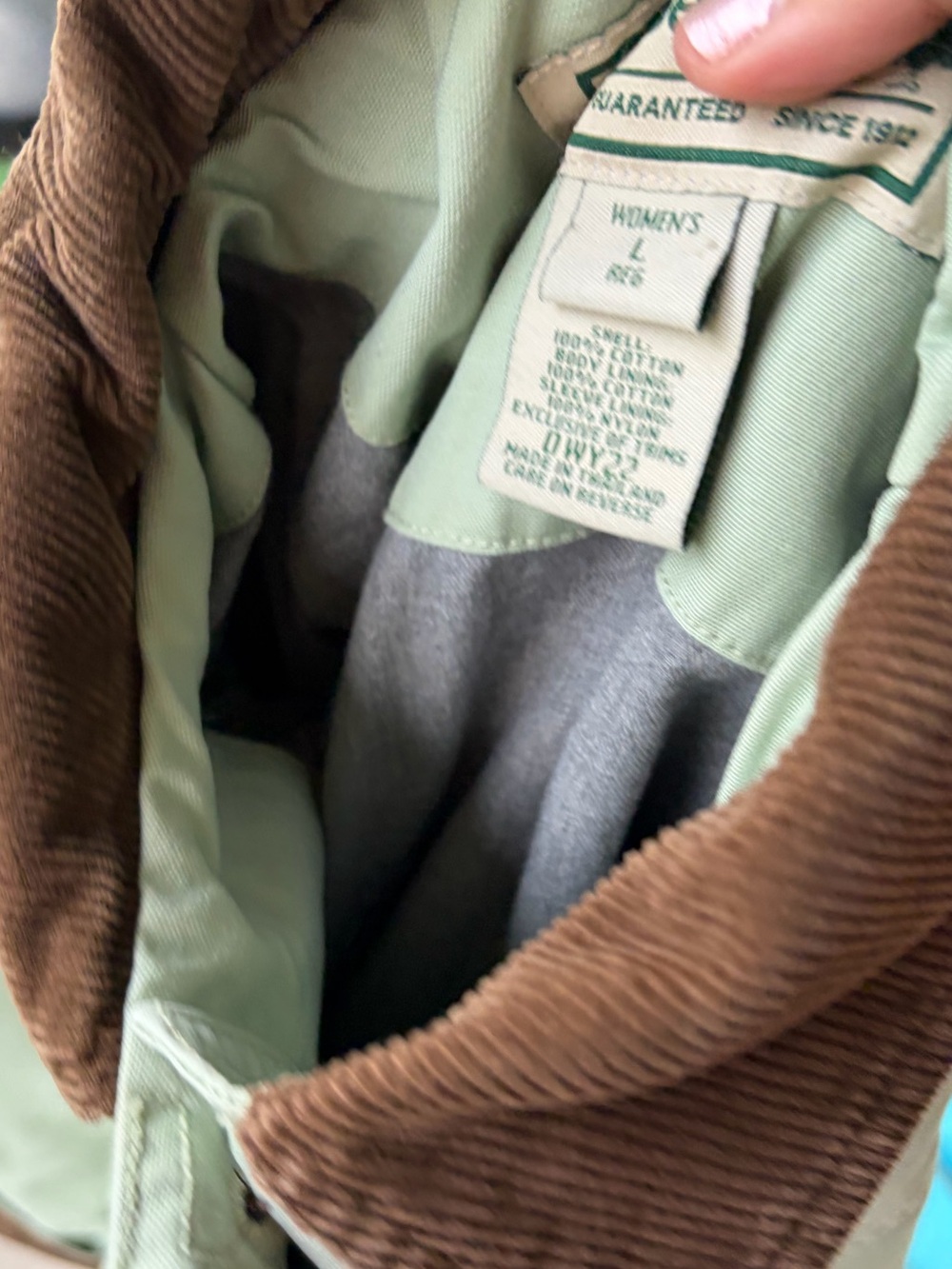 Vintage 90s LLbean pistachio mint light green chore jacket barn coat corduroy - Picture 3 of 9